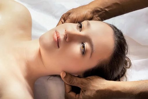 Massaggio Ayurveda e Aroma massaggio
